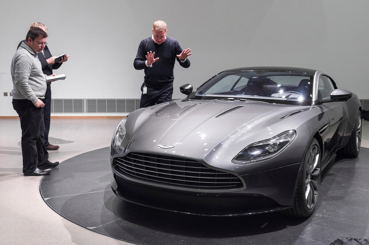 Aston Martin DB11
