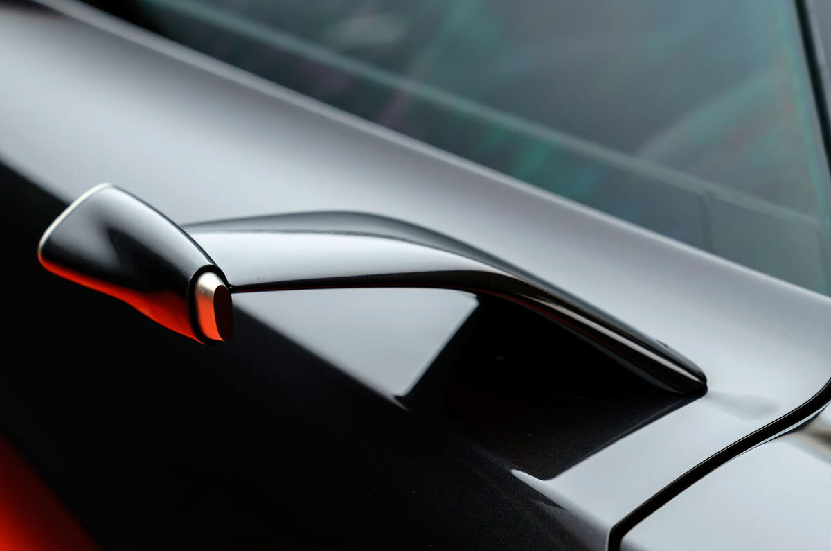 Aston Martin Lagonda