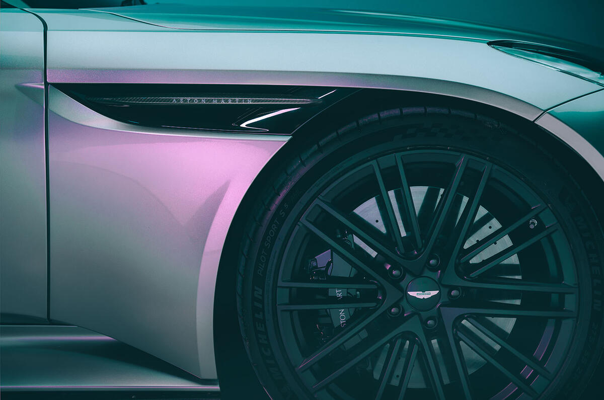 Aston Martin DB12 alloys Aston Martin DB12 alloys