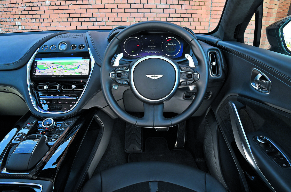 Aston Martin DBX dashboard Aston Martin DBX dashboard