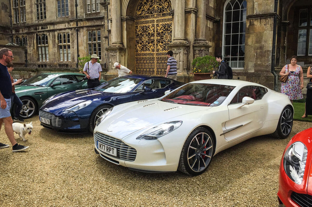 Aston Martin One-77s Aston Martin One-77s