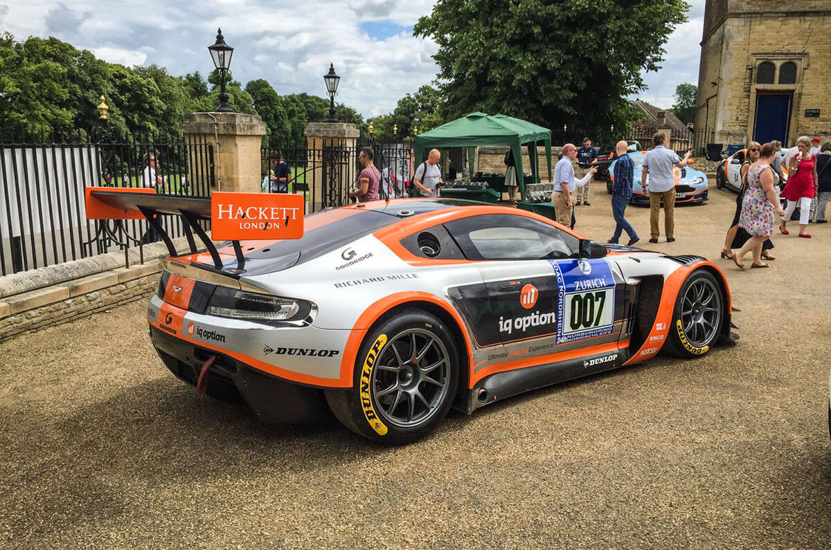 Aston Martin DB9 racer Aston Martin DB9 racer