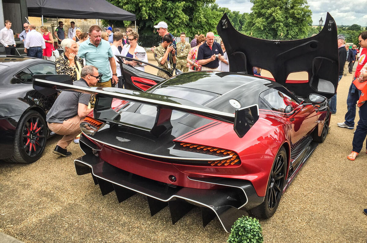 Aston Martin Vulcan Aston Martin Vulcan