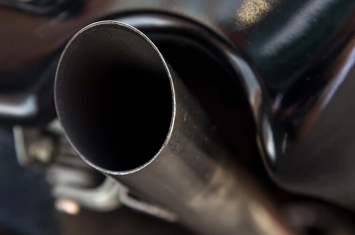 Aston Martin V8 exhausts Aston Martin V8 exhausts