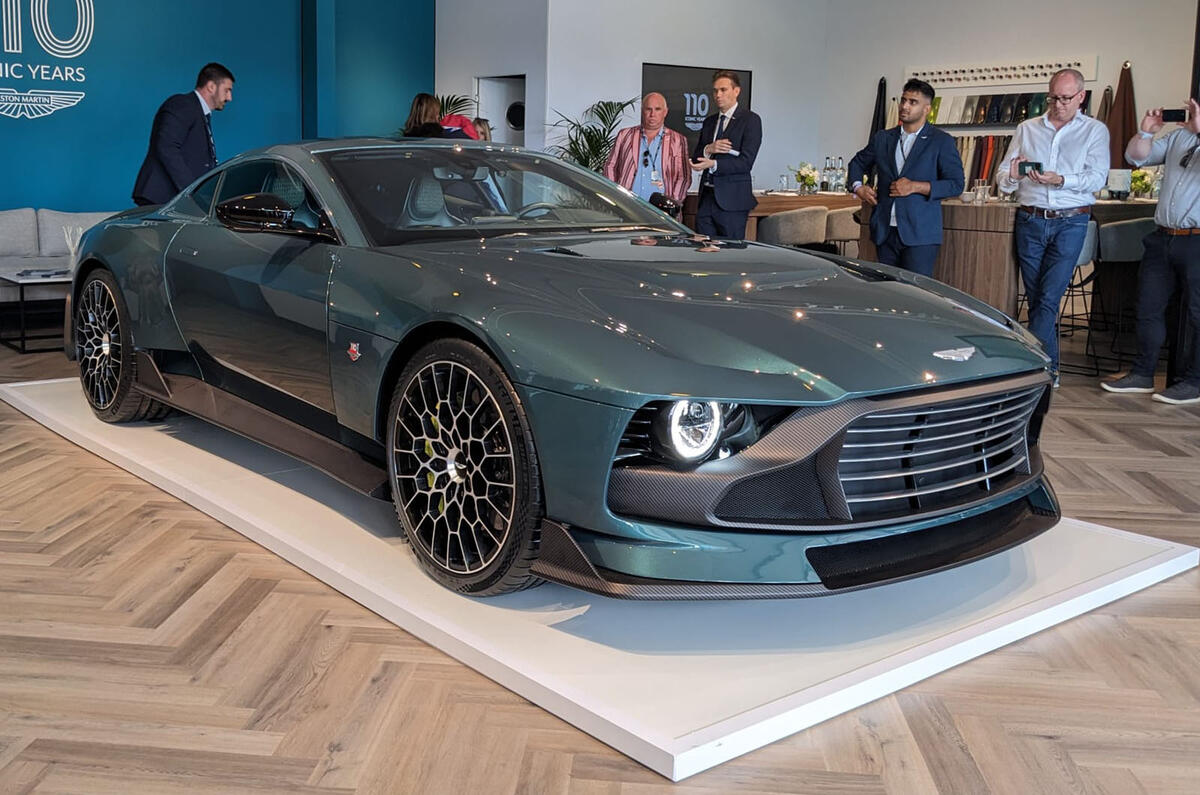 Aston Martin Valour 2023  Aston Martin Valour 2023