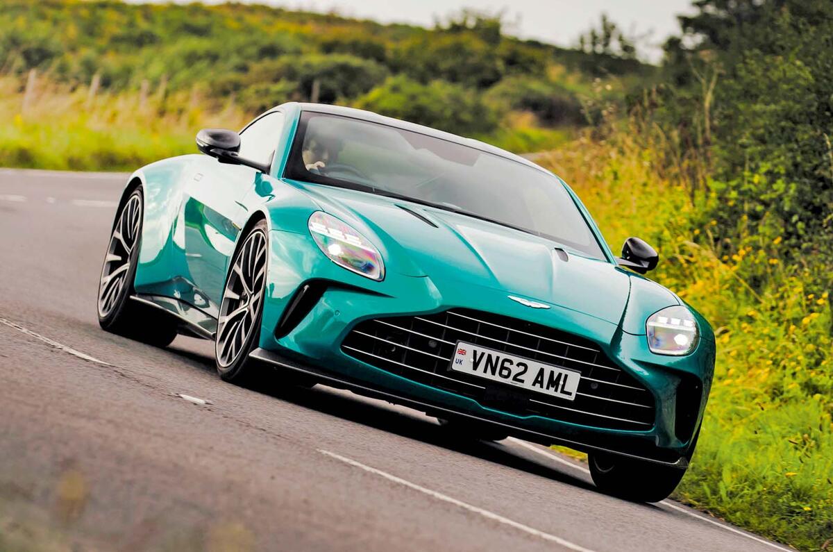 Aston Martin Vantage RT Aston Martin Vantage RT