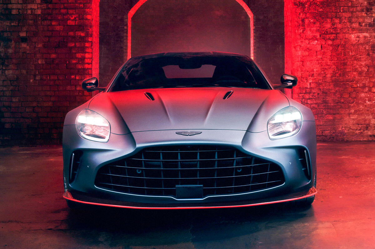 Aston Martin Vantage S front static Aston Martin Vantage S front static