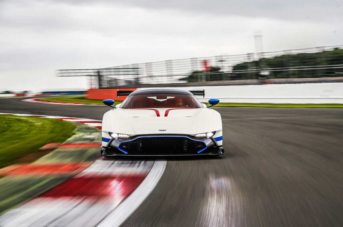 Aston Martin Vulcan