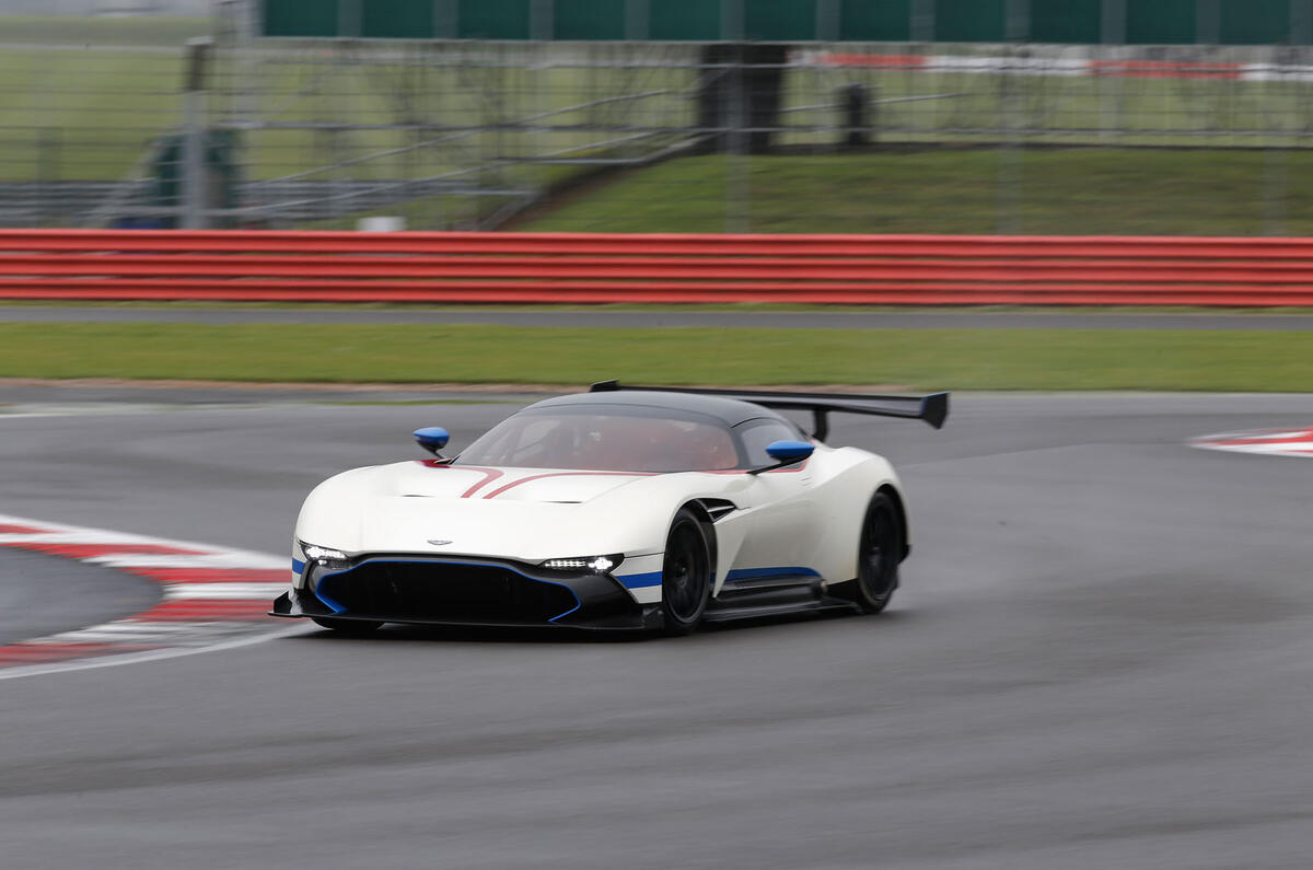 Aston Martin Vulcan