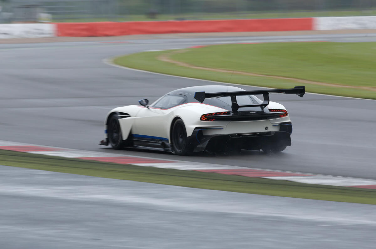 Aston Martin Vulcan