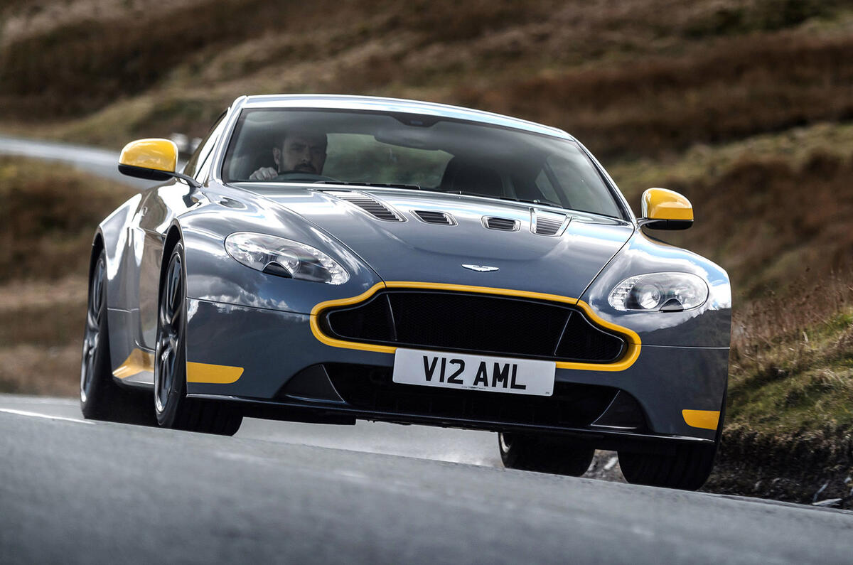 Aston Martin V12 Vantage S