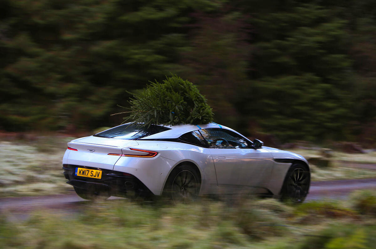 Aston Martin DB11