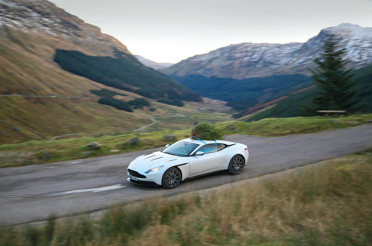 Aston Martin DB11