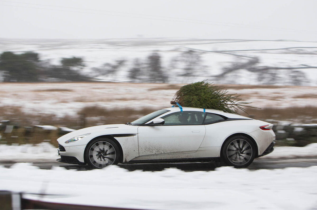 Aston Martin DB11