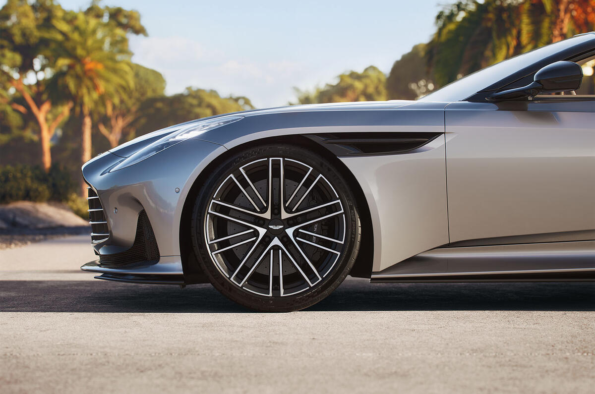 Aston Martin DB12 Volante wheels Aston Martin DB12 Volante wheels