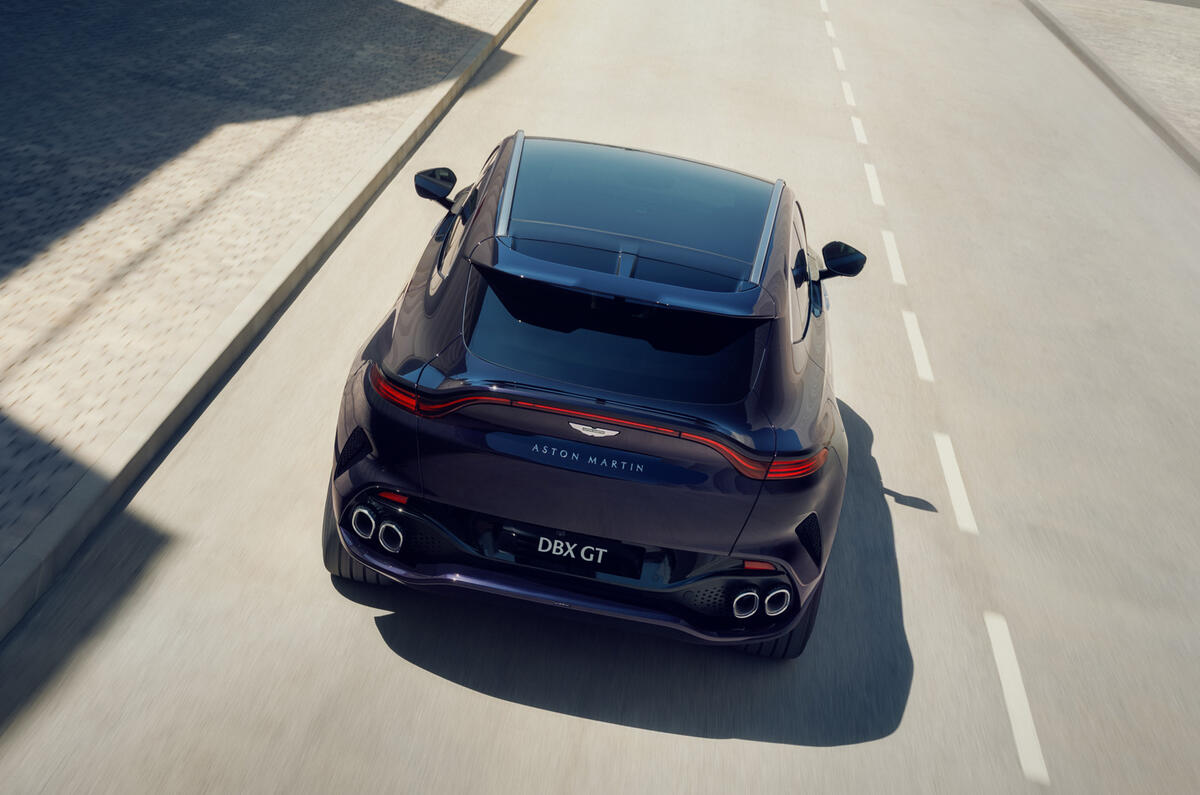 Aston Martin DBX GT 13