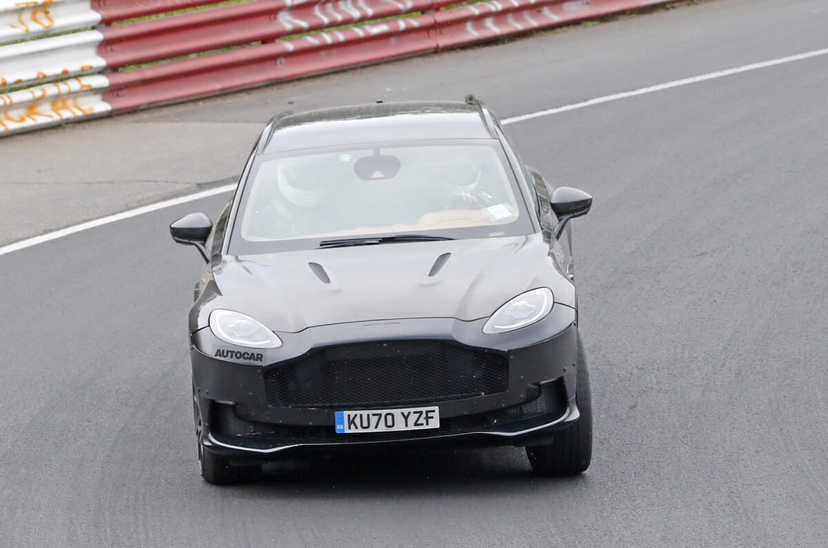 Aston Martin DBX V12 2