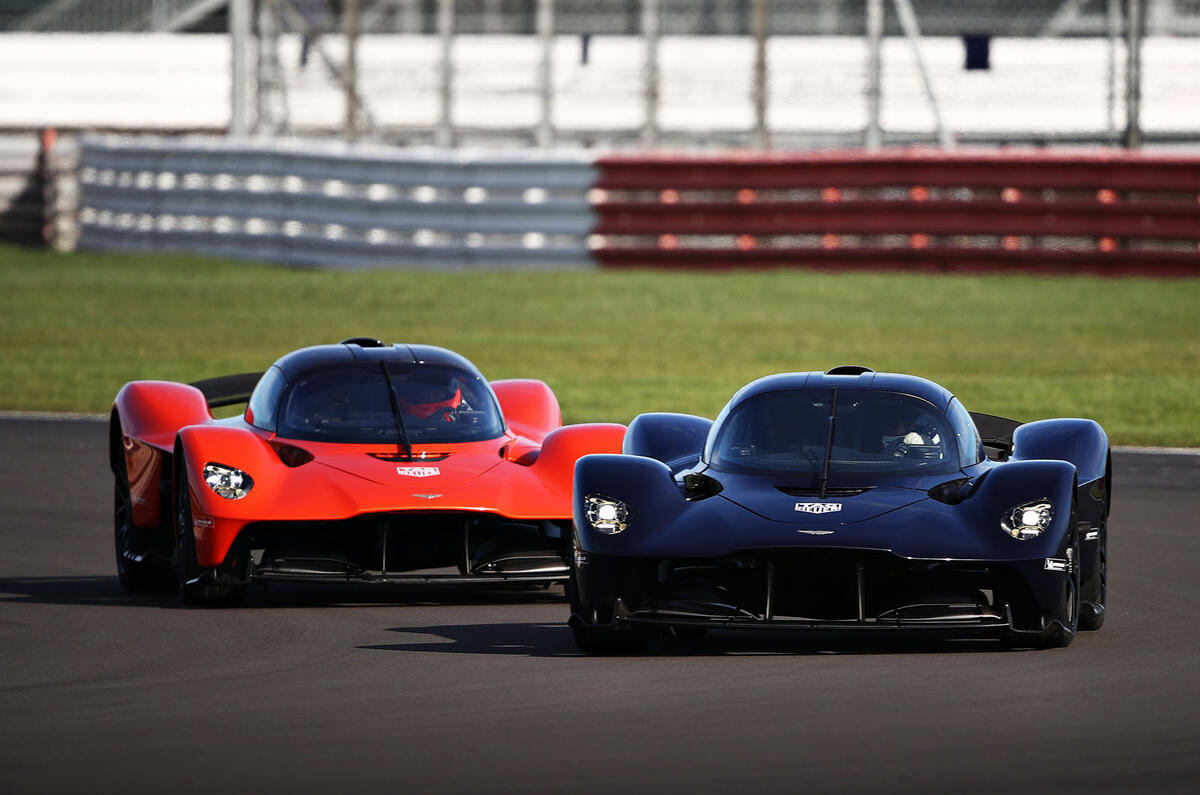 Aston Martin Valkyrie driven by Red Bull F1 drivers - front Aston Martin Valkyrie driven by Red Bull F1 drivers - front