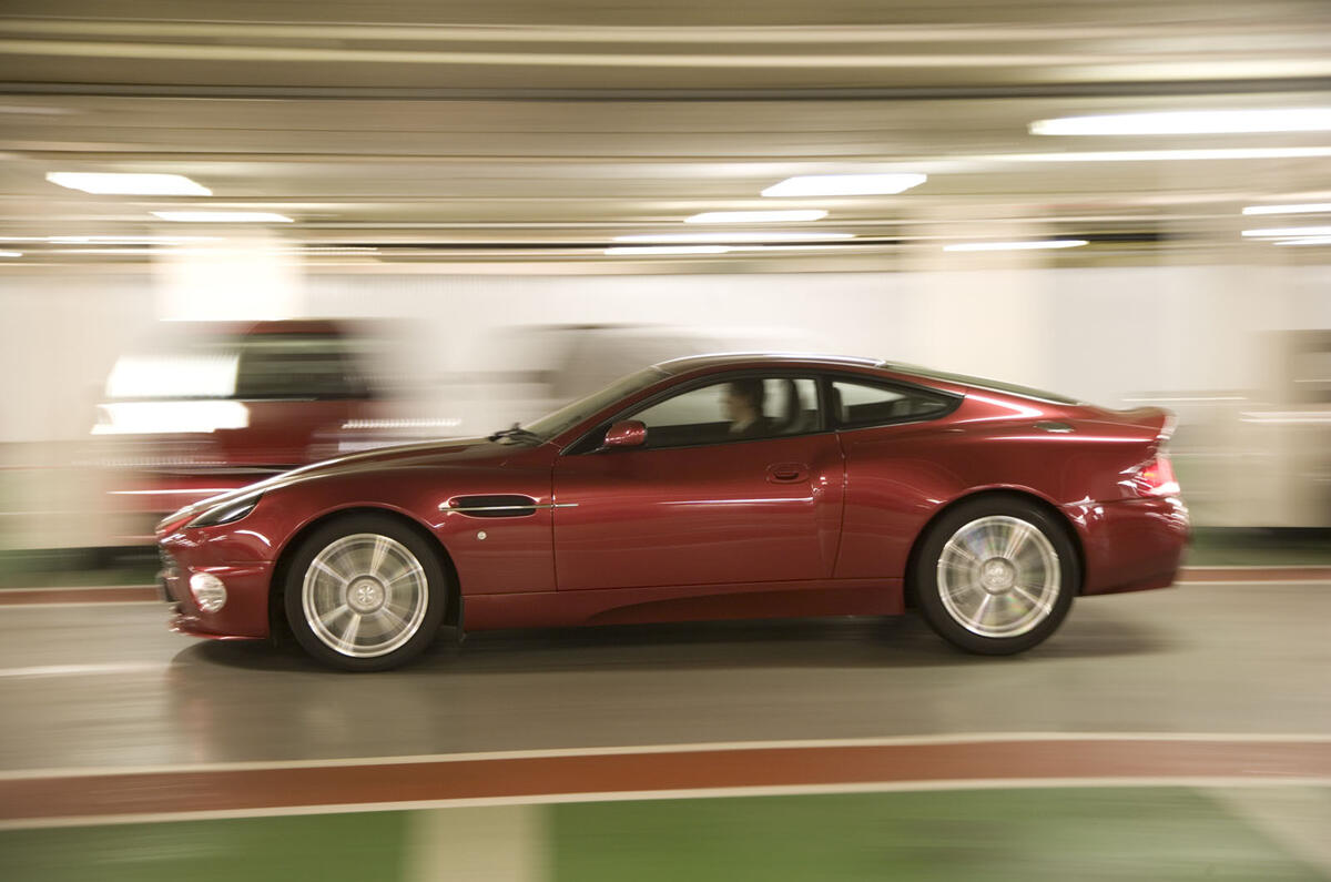 Aston Martin Vans pan2 Aston Martin Vans pan2