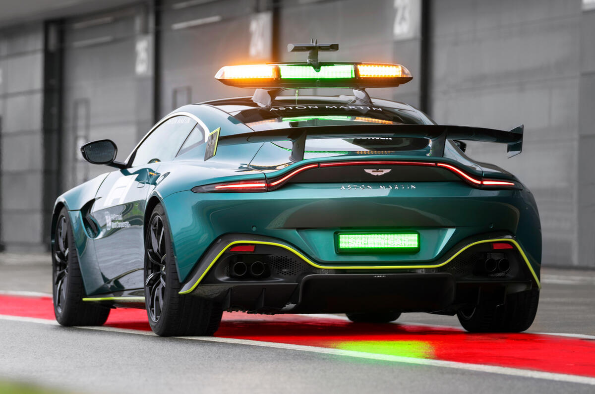 Aston Martin Vantage Official Safety Car of Formula One 05 Aston Martin Vantage Official Safety Car of Formula One 05