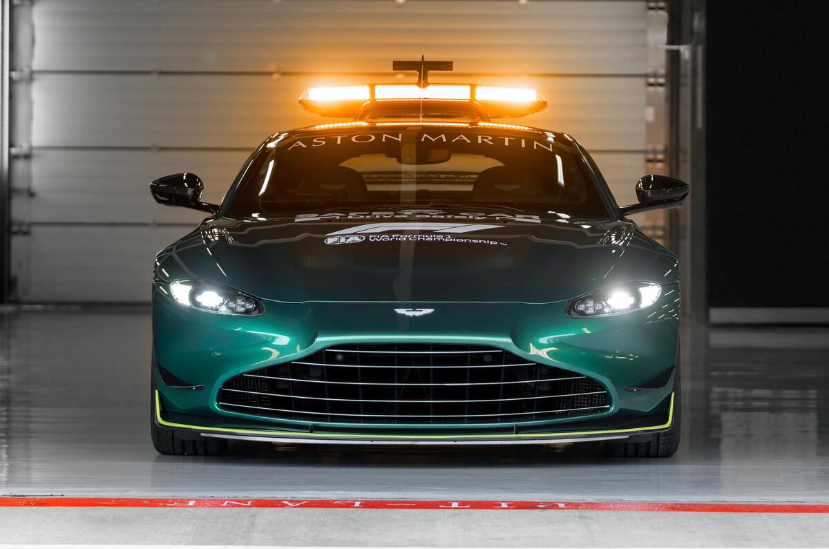 Aston Martin Vantage Official Safety Car of Formula One 06 Aston Martin Vantage Official Safety Car of Formula One 06