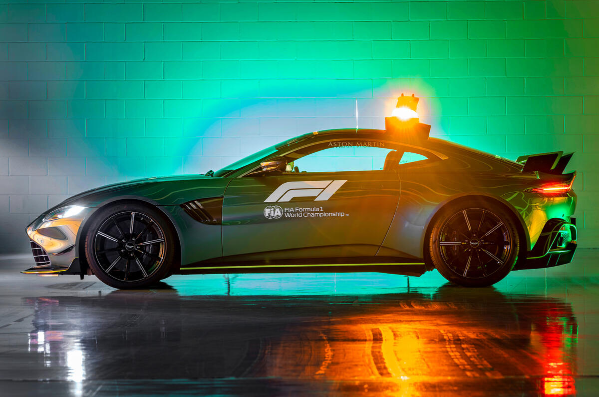 Aston Martin Vantage Official Safety Car of Formula One 09 Aston Martin Vantage Official Safety Car of Formula One 09