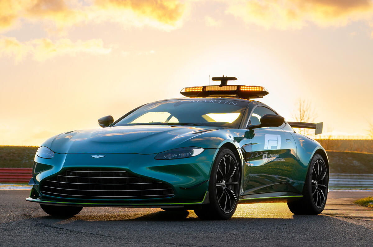 Aston Martin Vantage Official Safety Car of Formula One 19 Aston Martin Vantage Official Safety Car of Formula One 19