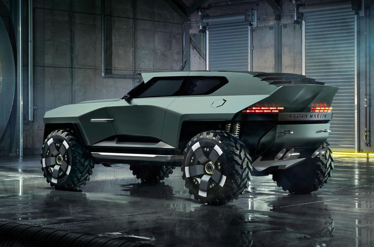 AstonMartin Dreadnought 02