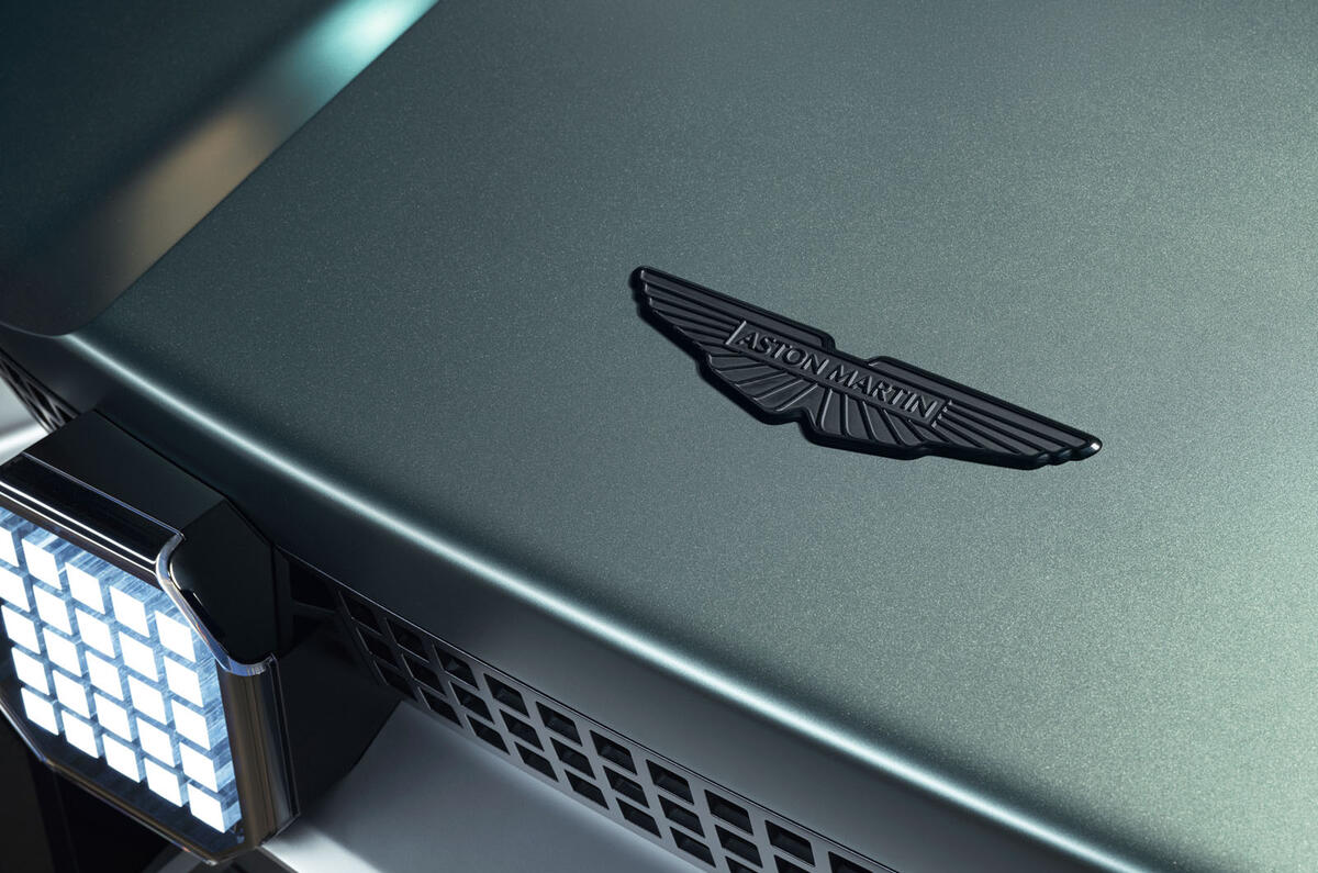 AstonMartin Dreadnought 06