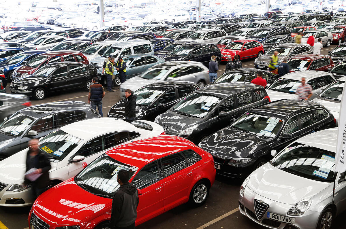 Buying a car at an auction