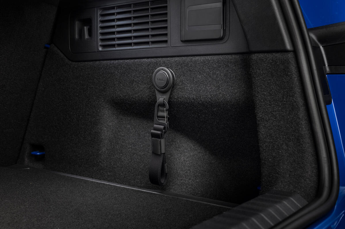 Audi A2 2026 006