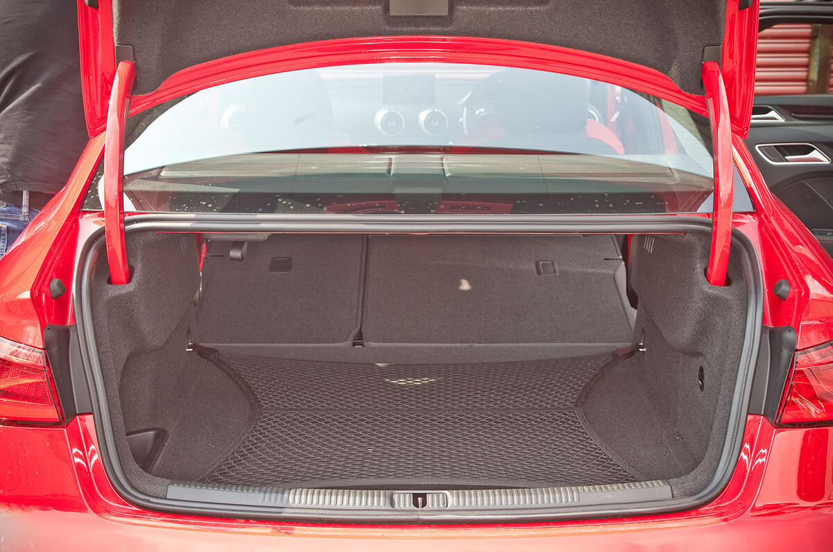 Audi A3 Saloon boot Audi A3 Saloon boot