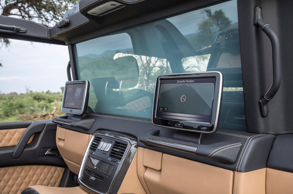 Mercedes-Maybach G650 Landaulet rear seats with roof down