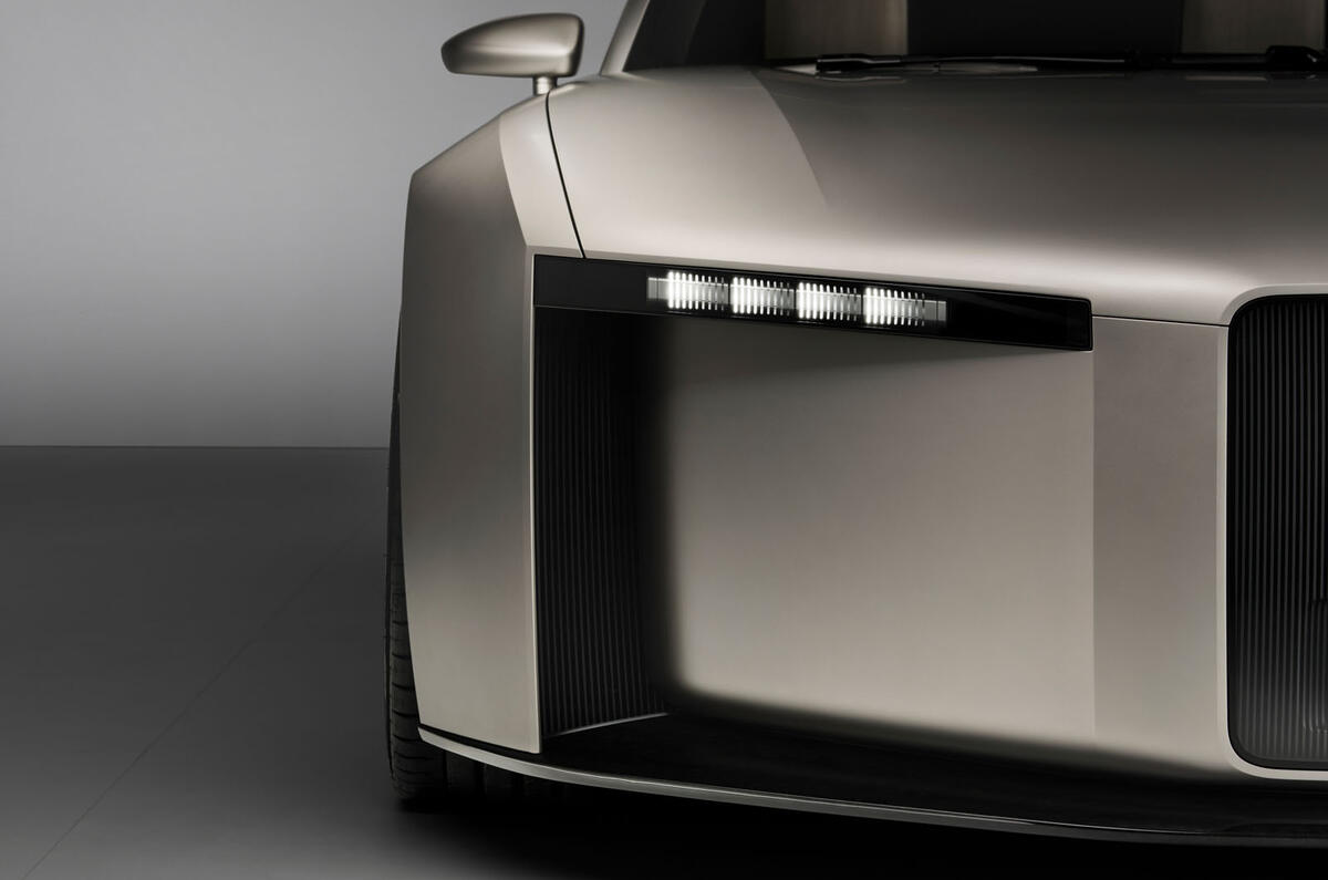 Audi Concept C headlight narrow