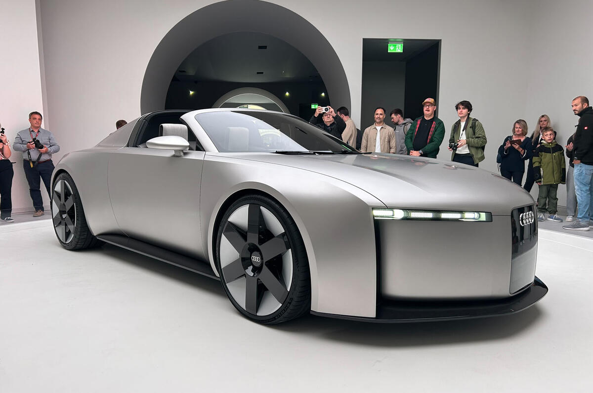 Audi Concept C Munich 2025 front quarter