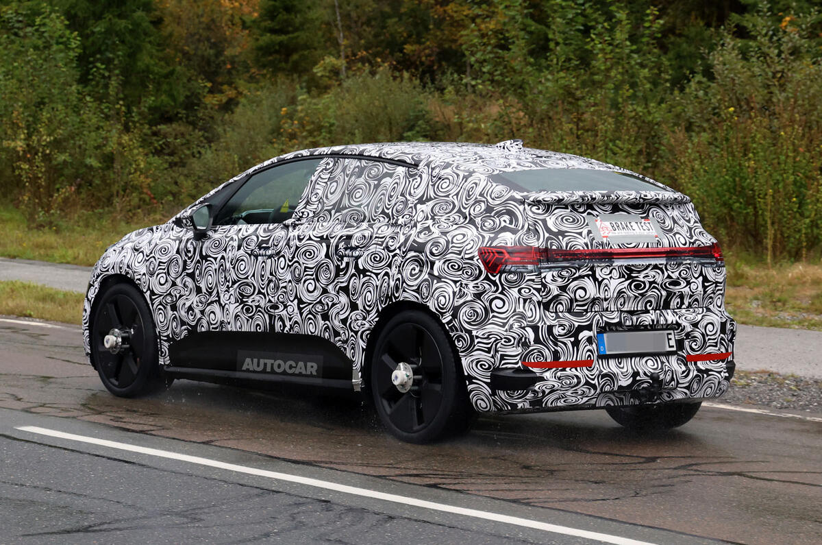 Audi prototype camo rear quarter tracking