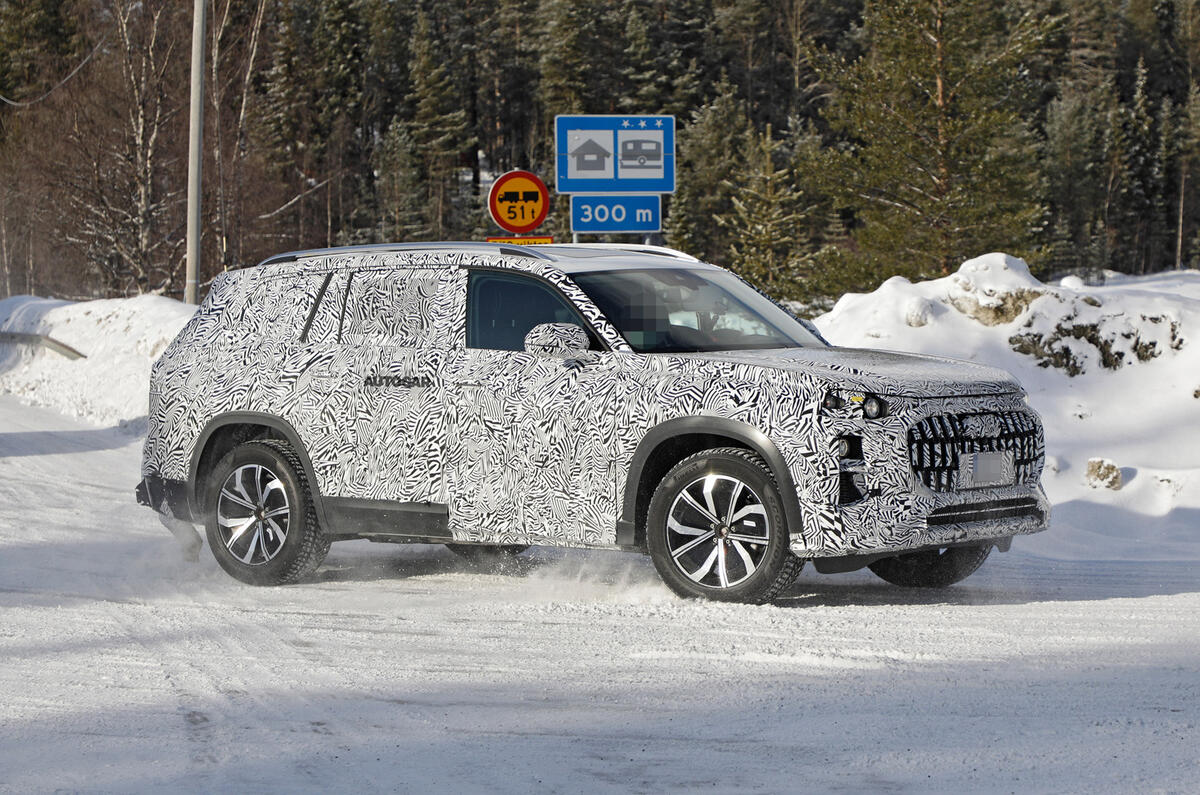 Audi Q9 prototype39