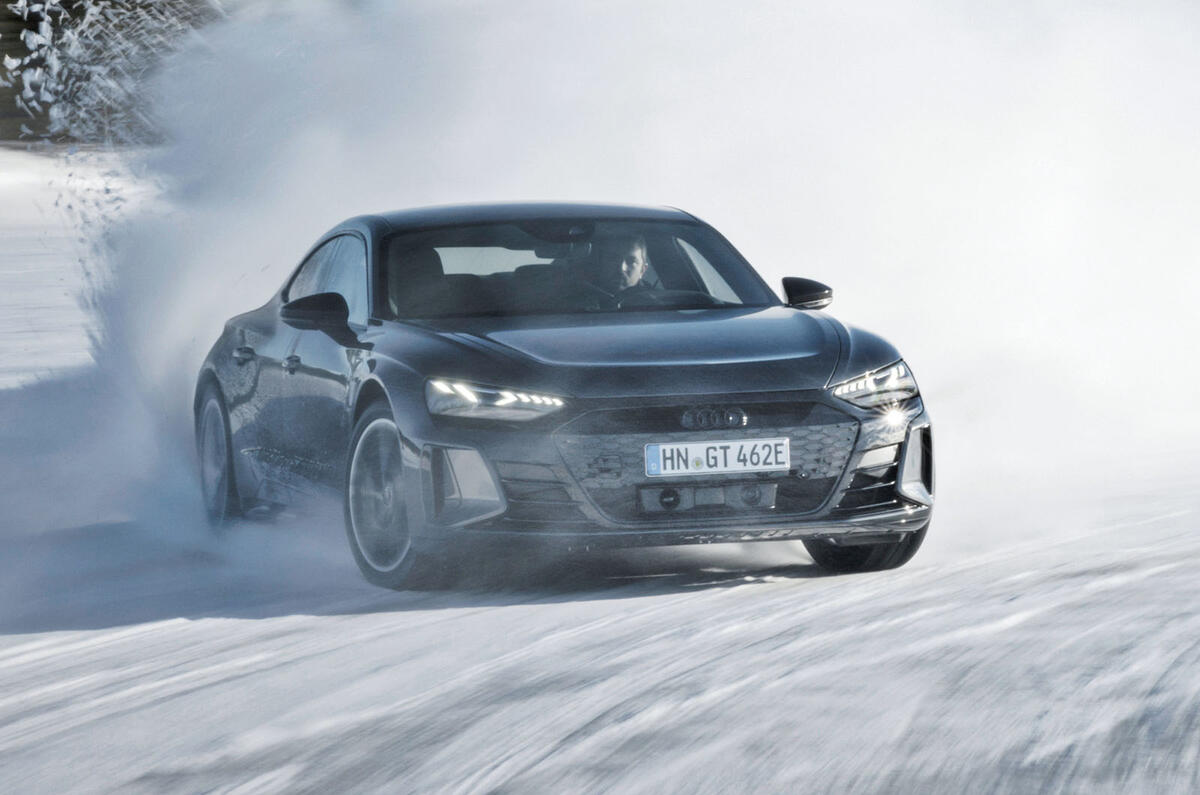 Audi RS E Tron GT front three quarter snow Audi RS E Tron GT front three quarter snow