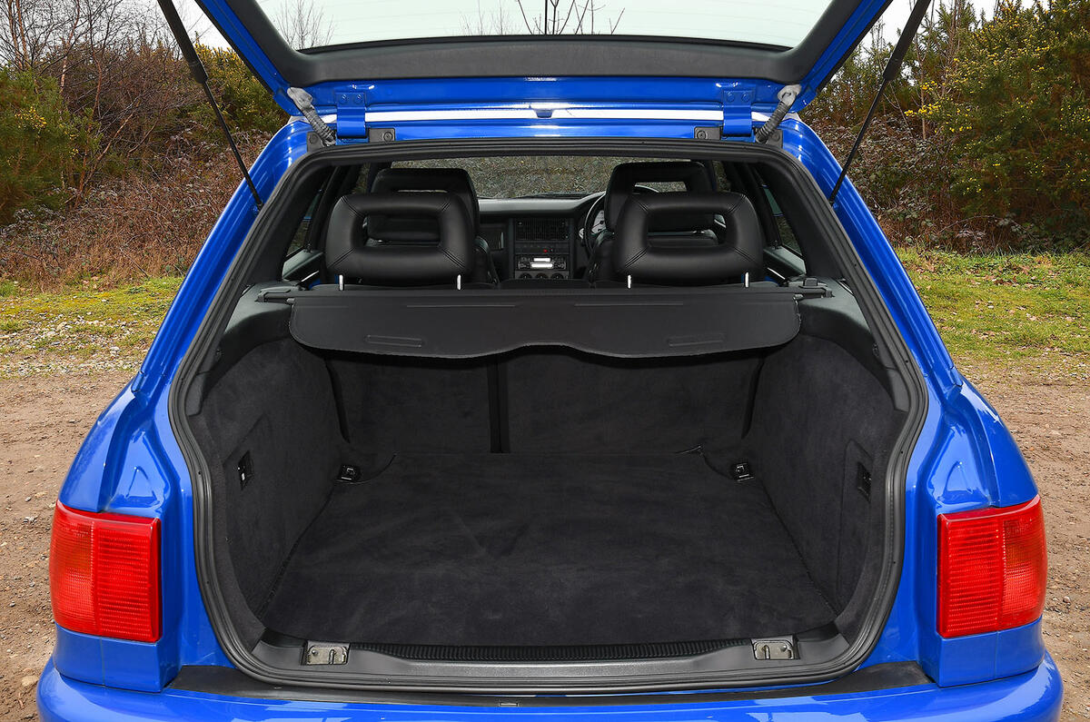 Audi RS2 boot Audi RS2 boot