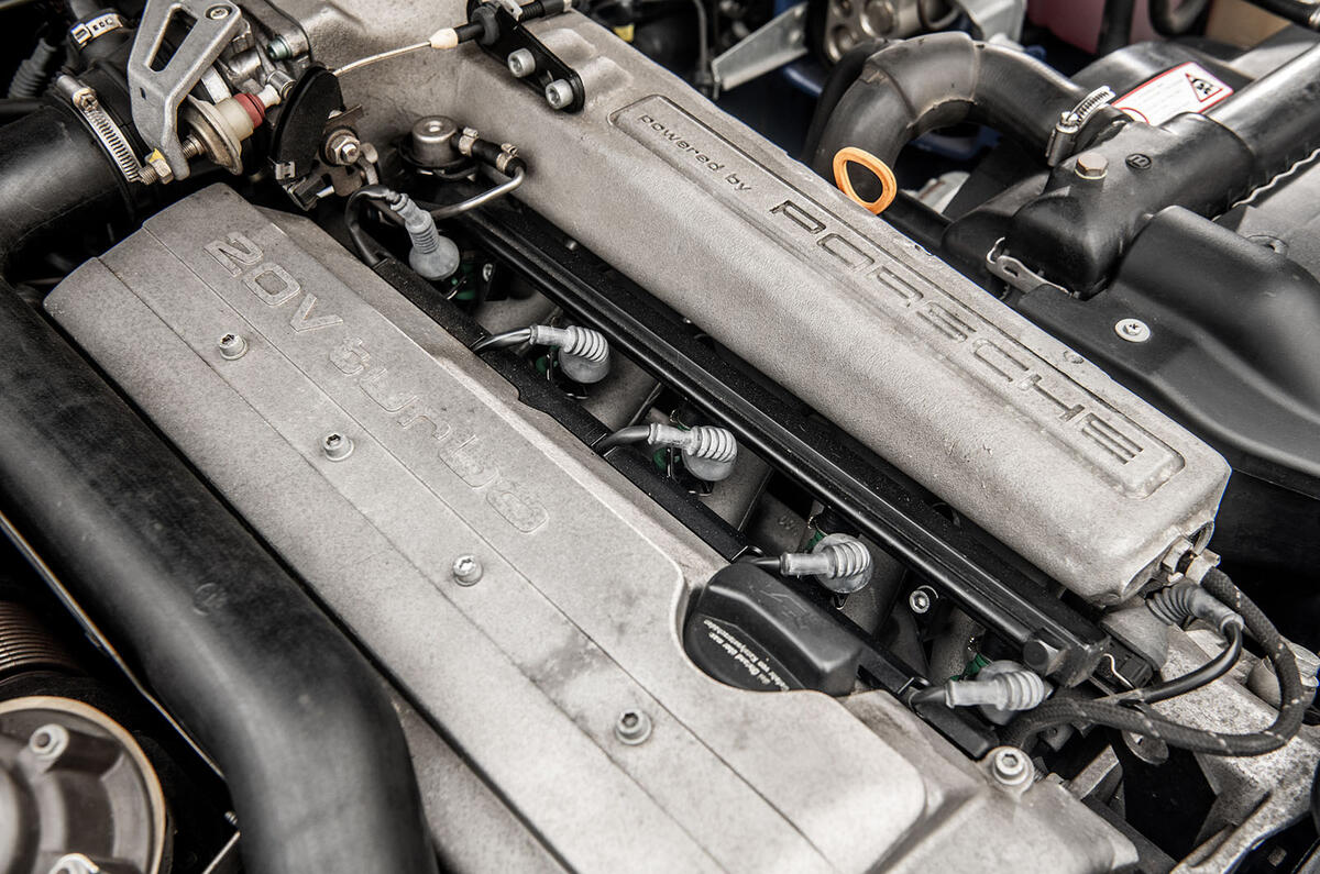 Audi RS2 engine Audi RS2 engine