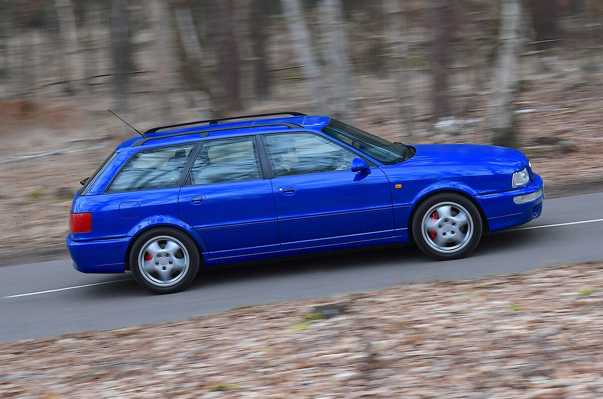 Audi RS2 side Audi RS2 side