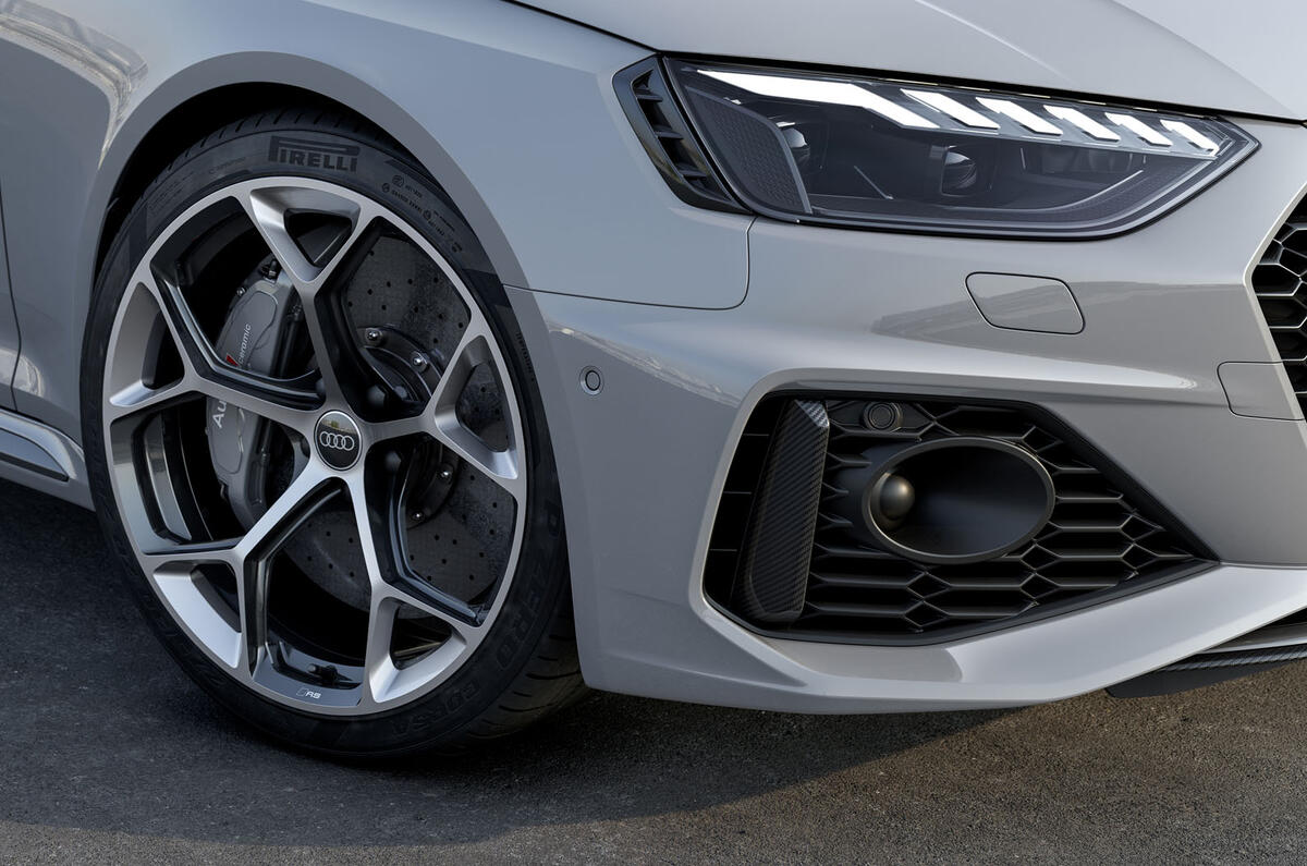 Audi RS4 Competition 2022 56 large Audi RS4 Competition 2022 56 large