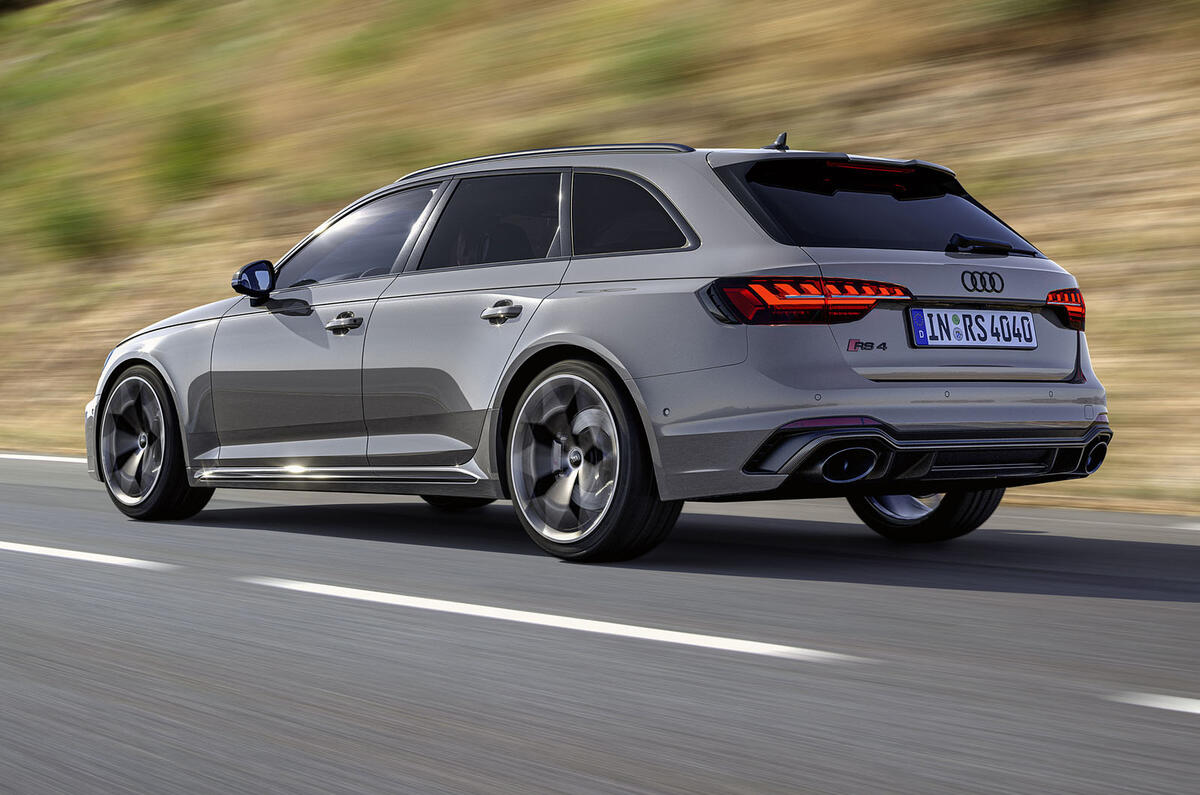 Audi RS4 Competition 2022 60 large