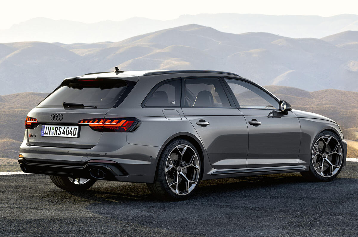Audi RS4 Competition 2022 65 large Audi RS4 Competition 2022 65 large