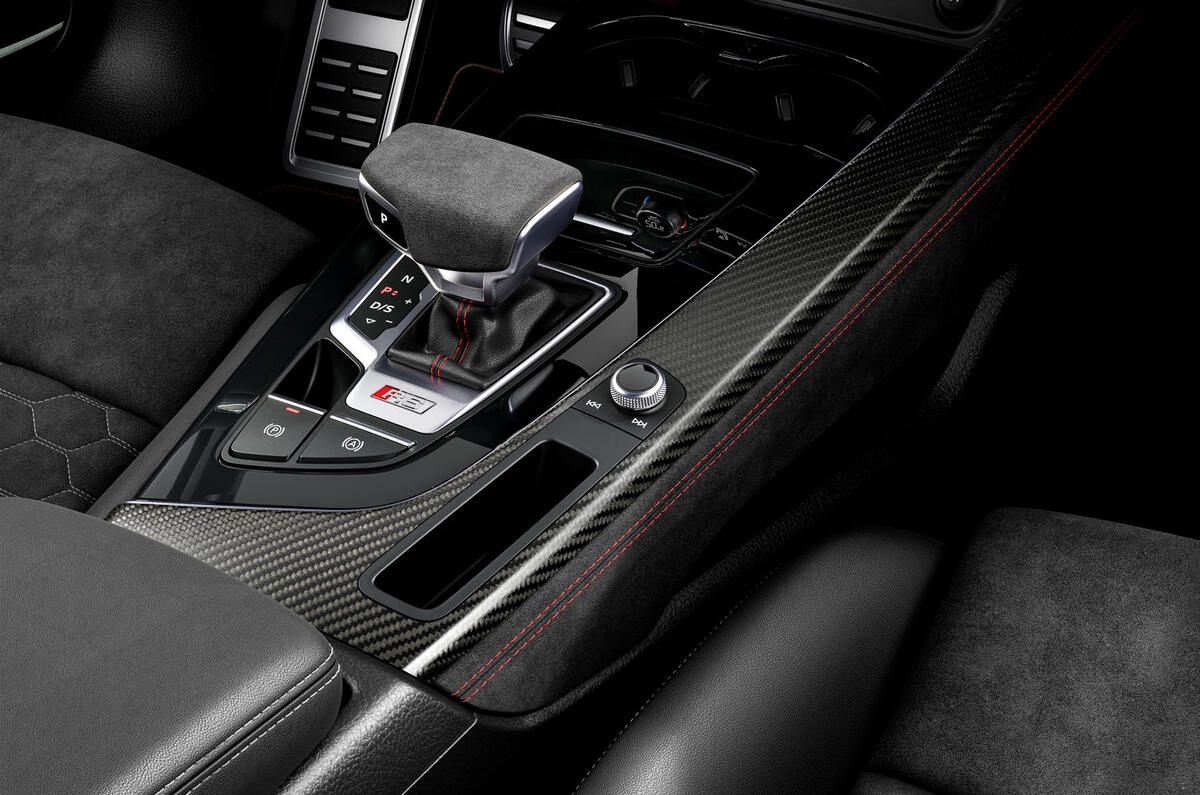Audi RS4 Competition 2022 89 large Audi RS4 Competition 2022 89 large