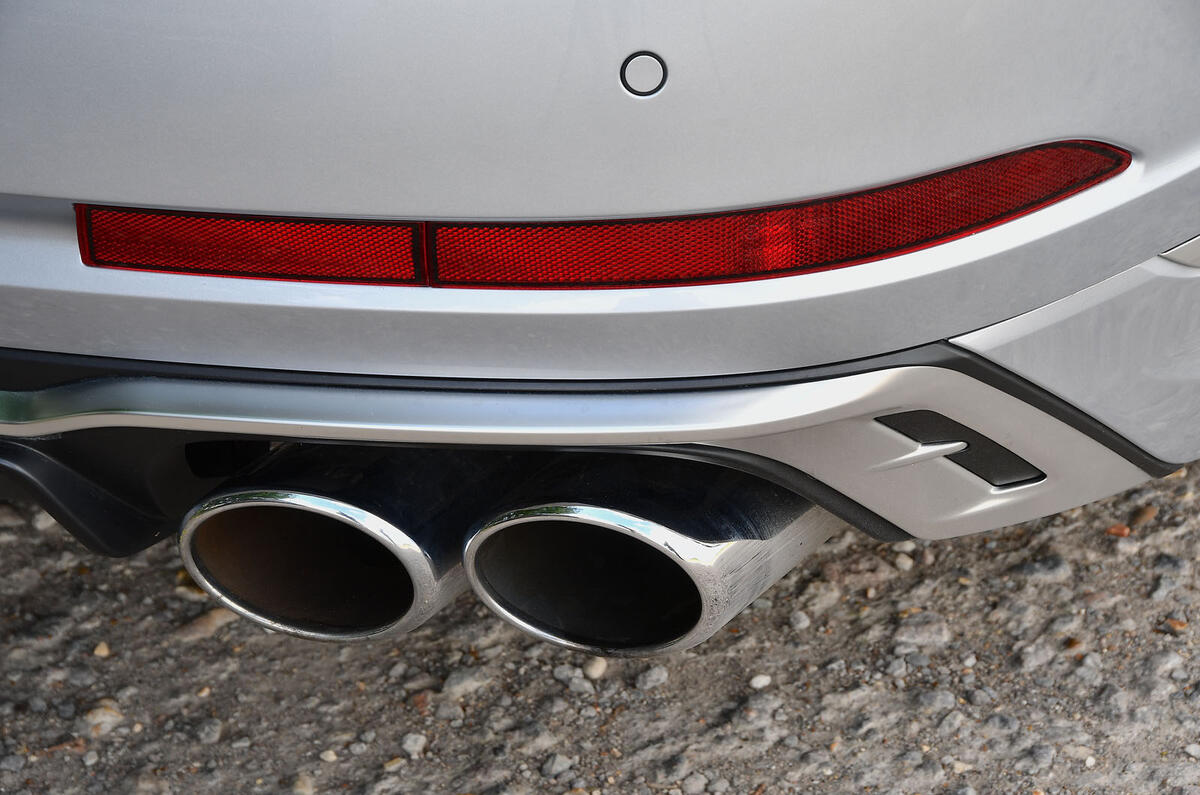 Audi S8 Quattro exhaust Audi S8 Quattro exhaust