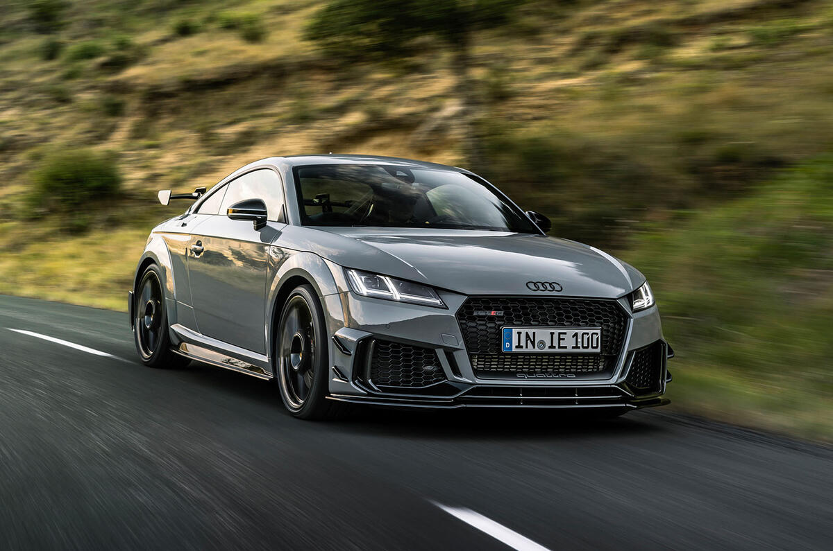 Audi TT RS Iconic front left motion Audi TT RS Iconic front left motion
