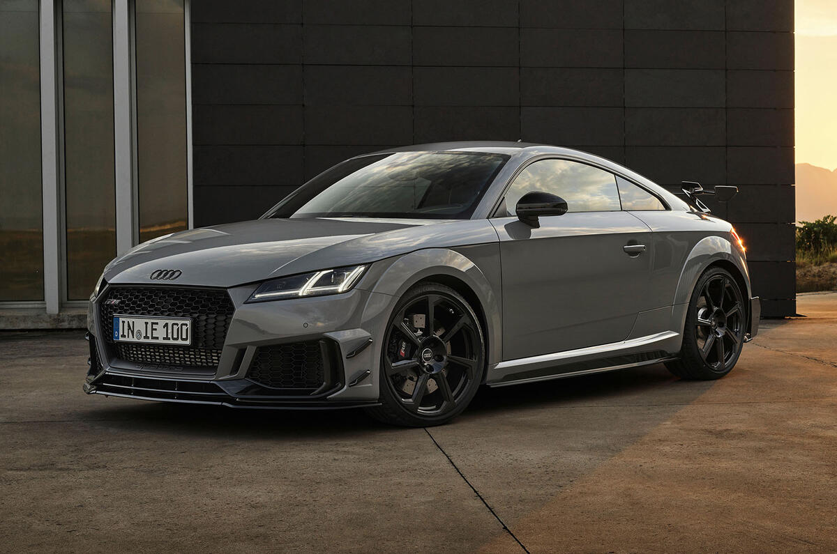 Audi TT RS Iconic front left Audi TT RS Iconic front left