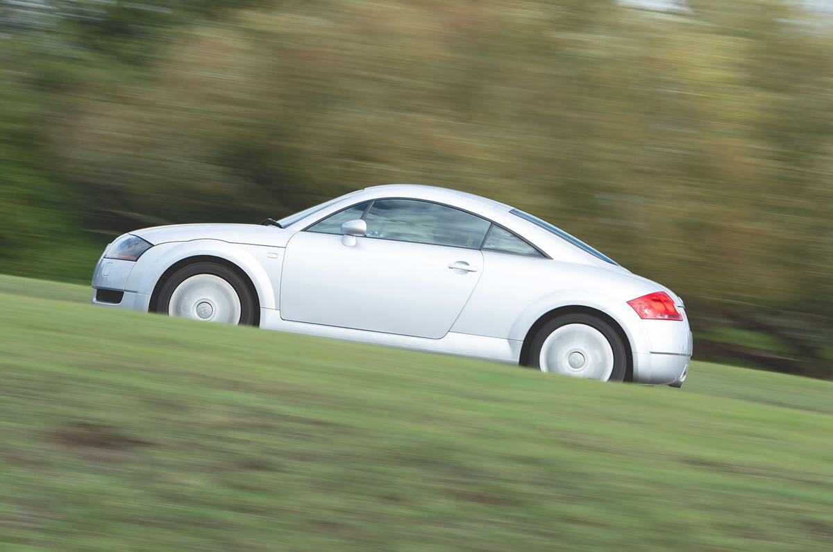 Audi TT side Audi TT side