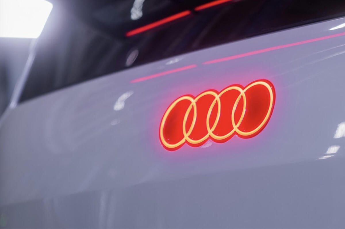 Audi A2 E tron concept   illuminated badge Audi A2 E tron concept   illuminated badge